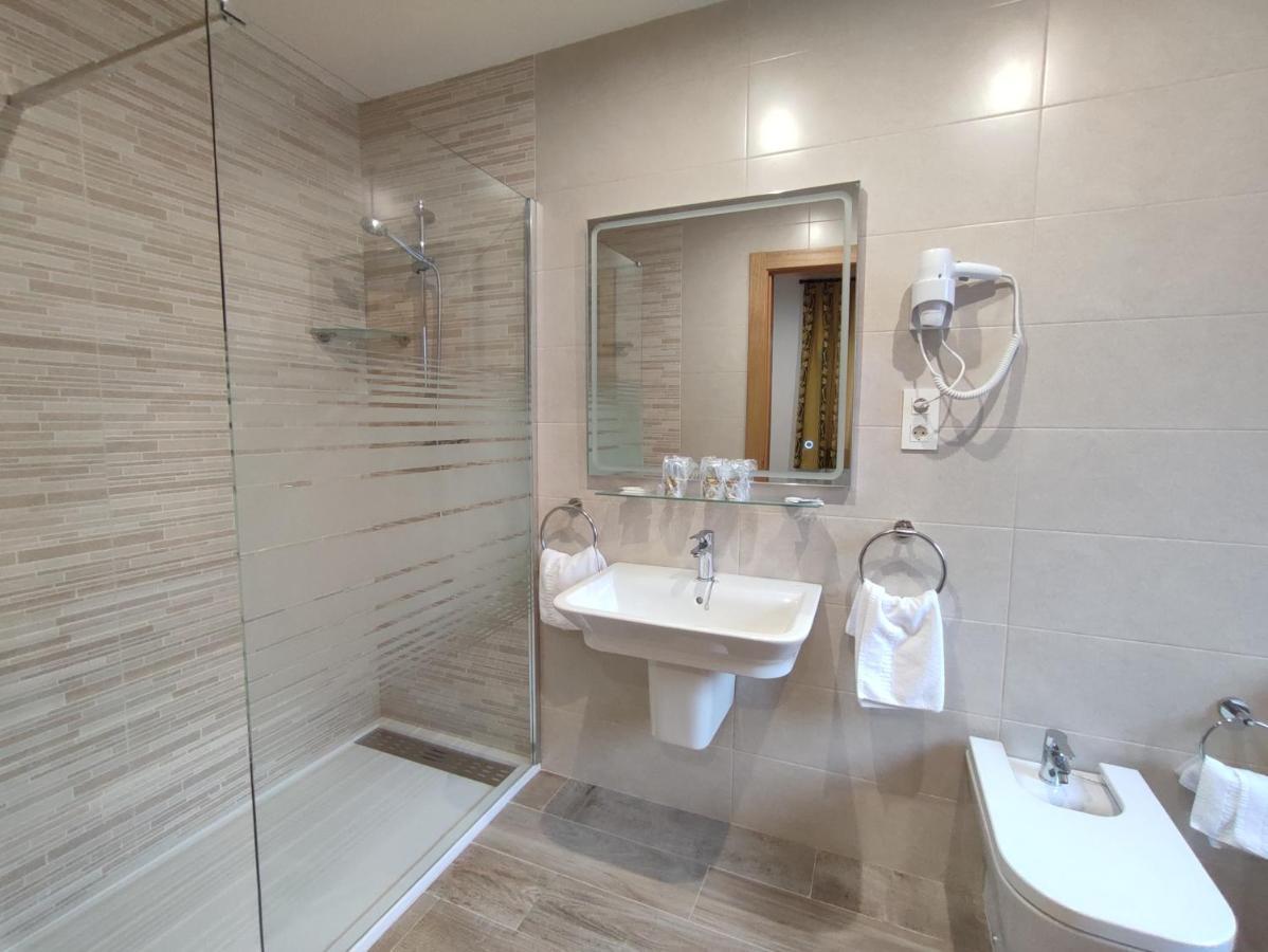 Hostal Aribel Longinos Cercedilla Ngoại thất bức ảnh